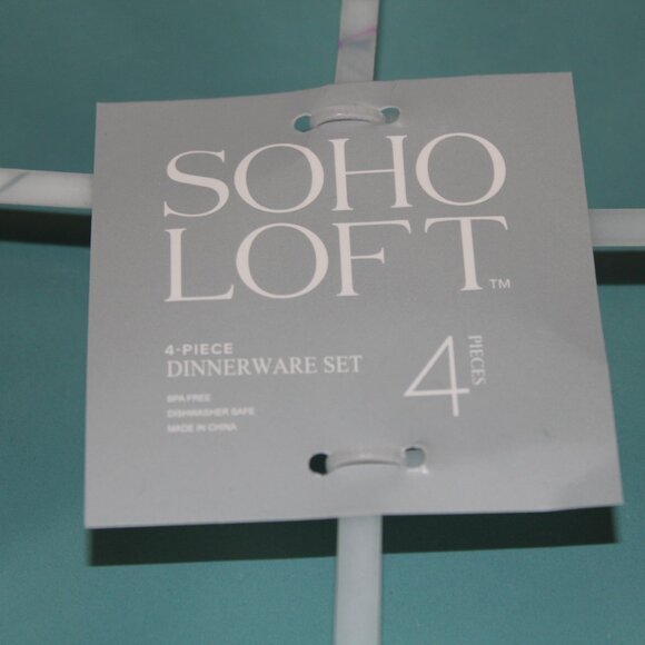 Soho Loft Plates Rustic Scalloped Set of 4 Melamine 11" Dinner Teal Brown NWT - Picture 2 of 7